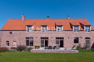 Кирпич ручной формовки Vande Moortel Rustique Antique Red